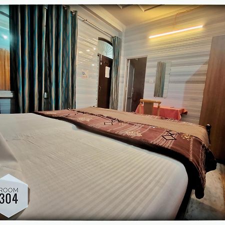 Shri Ganga View Guest House Rishīkesh Zewnętrze zdjęcie